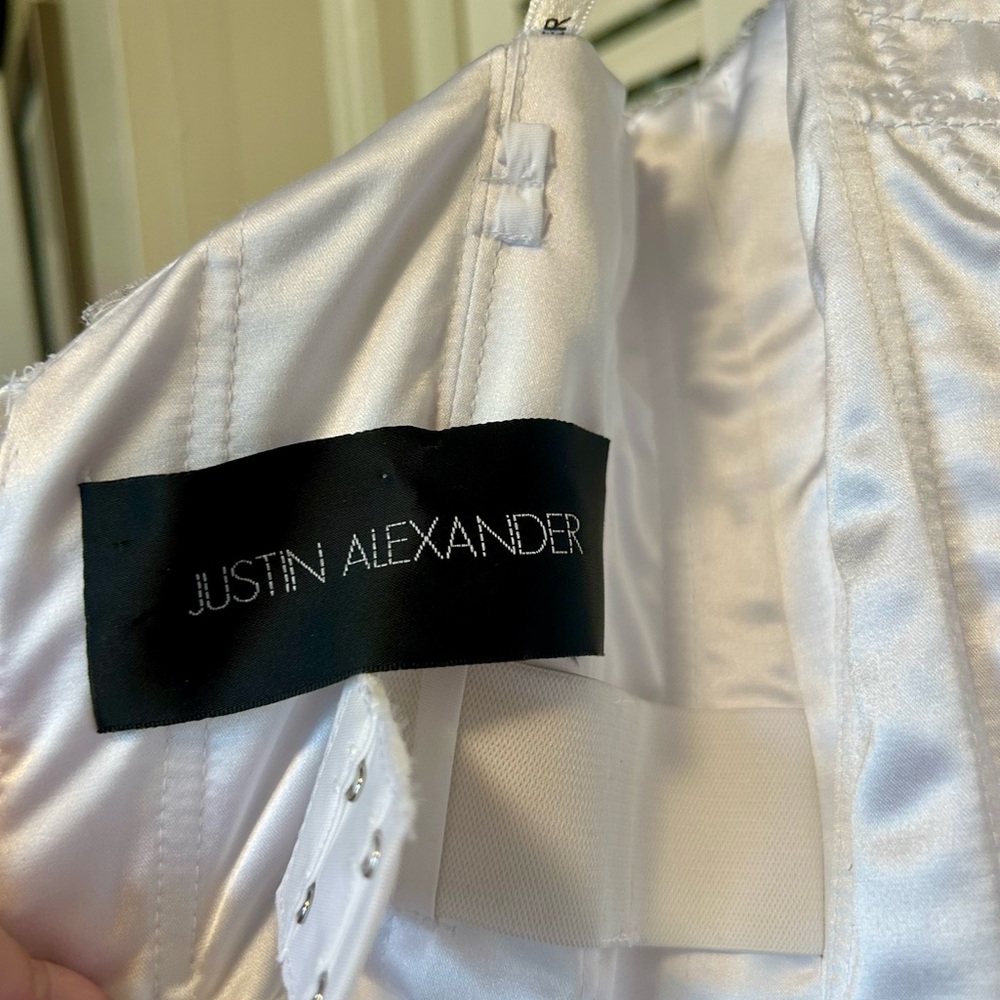 Elegant White Strapless Gown by Justin Alexander - Picture 8 of 9